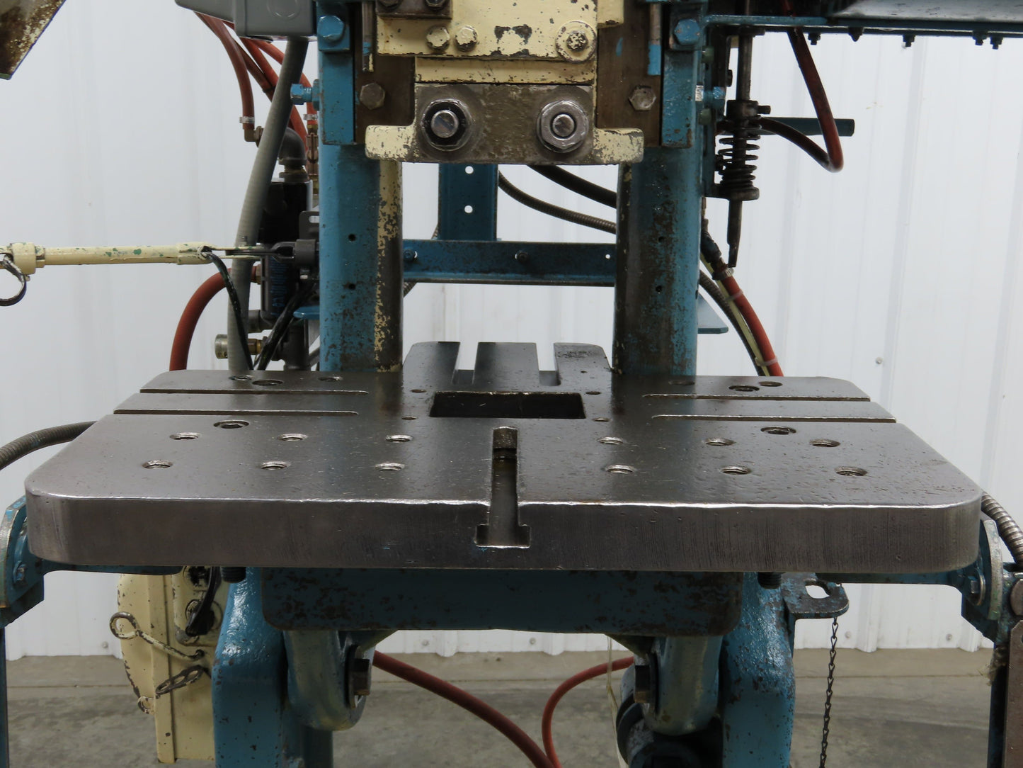 L&J No 2 Mechanical OBI Punch Press 18 Ton 2" Stroke 5-1/2" Throat 1.5Hp 3Ph