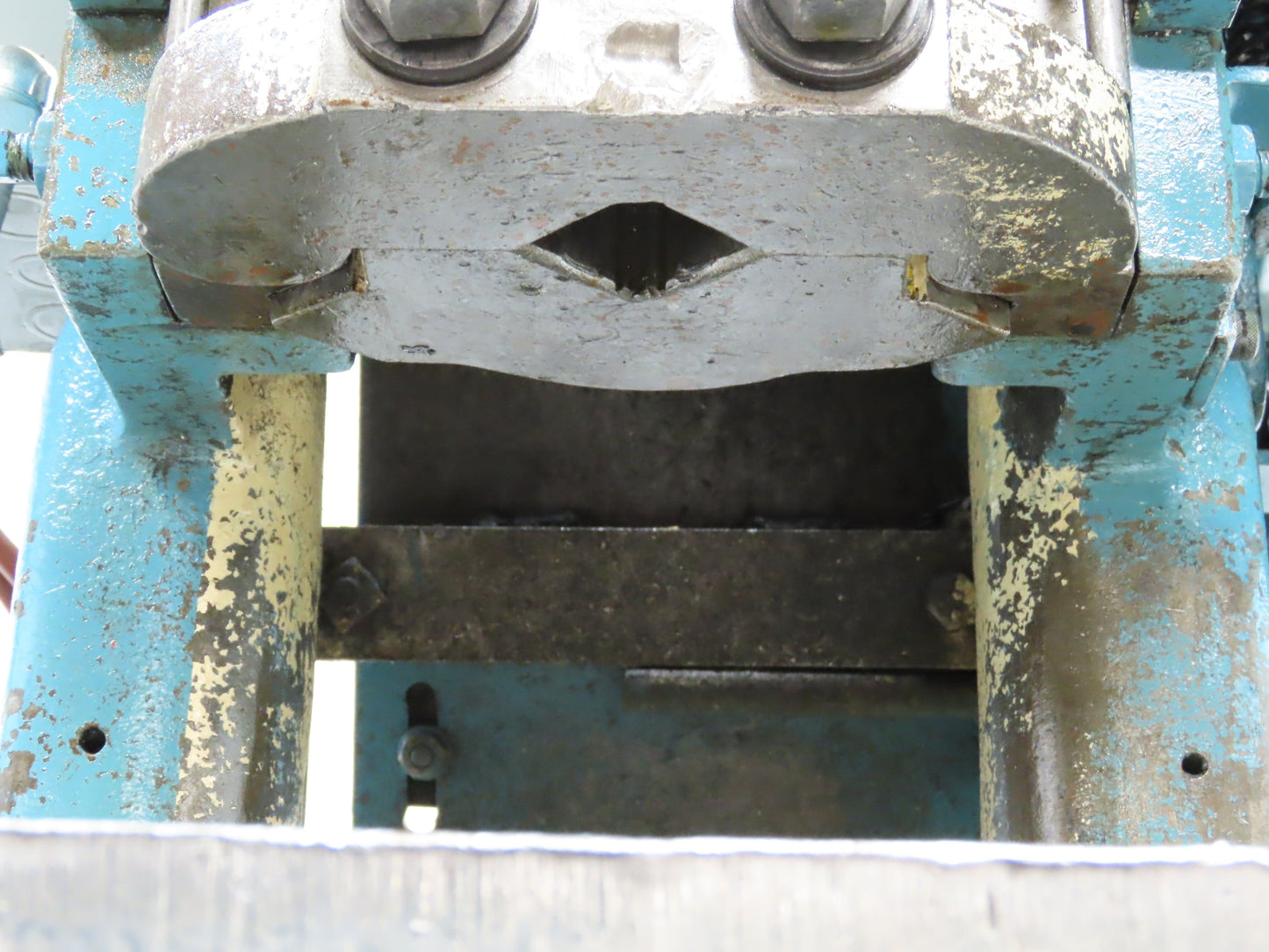 L&J No 2 Mechanical OBI Punch Press 18 Ton 2" Stroke 5-1/2" Throat 1Hp Varidrive