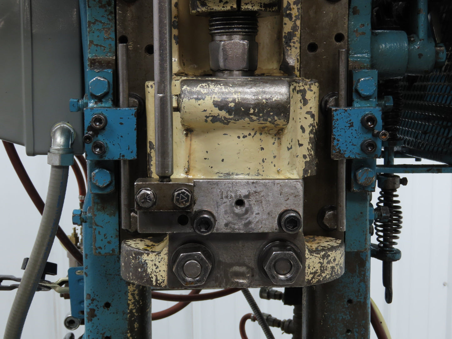 L&J No 2 Mechanical OBI Punch Press 18 Ton 2" Stroke 5-1/2" Throat 1Hp Varidrive