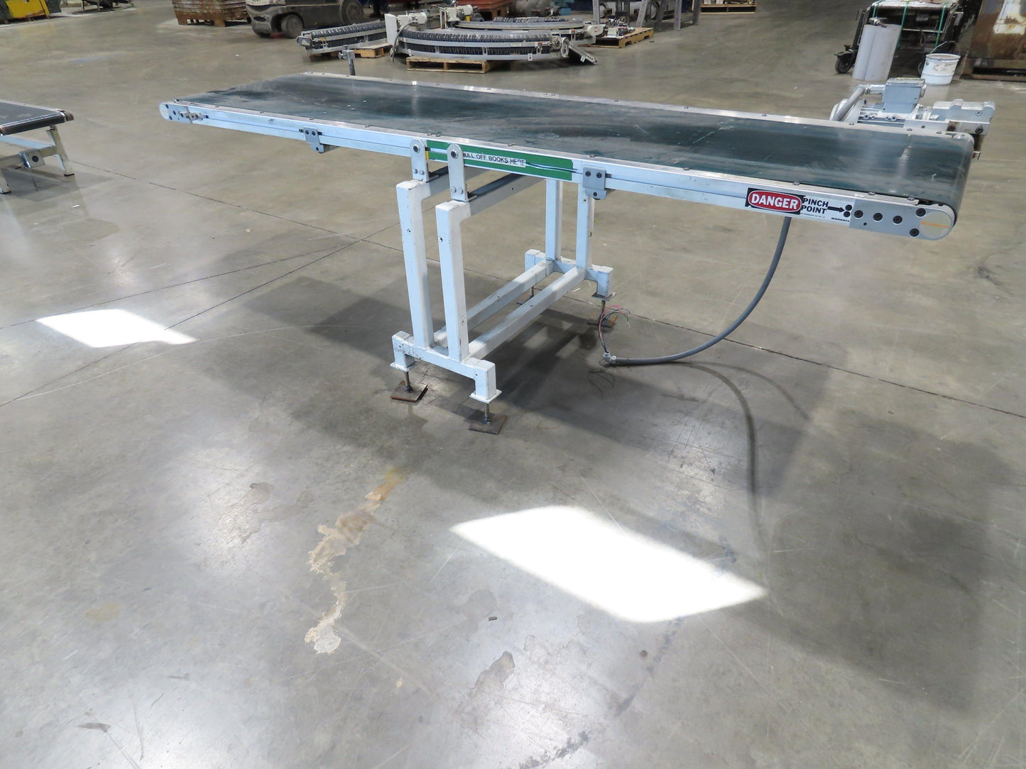 Gammerler 28"x8' 5" Slider Bed Conveyor 22" Flat Belt 125 FPM 480V Low Profile