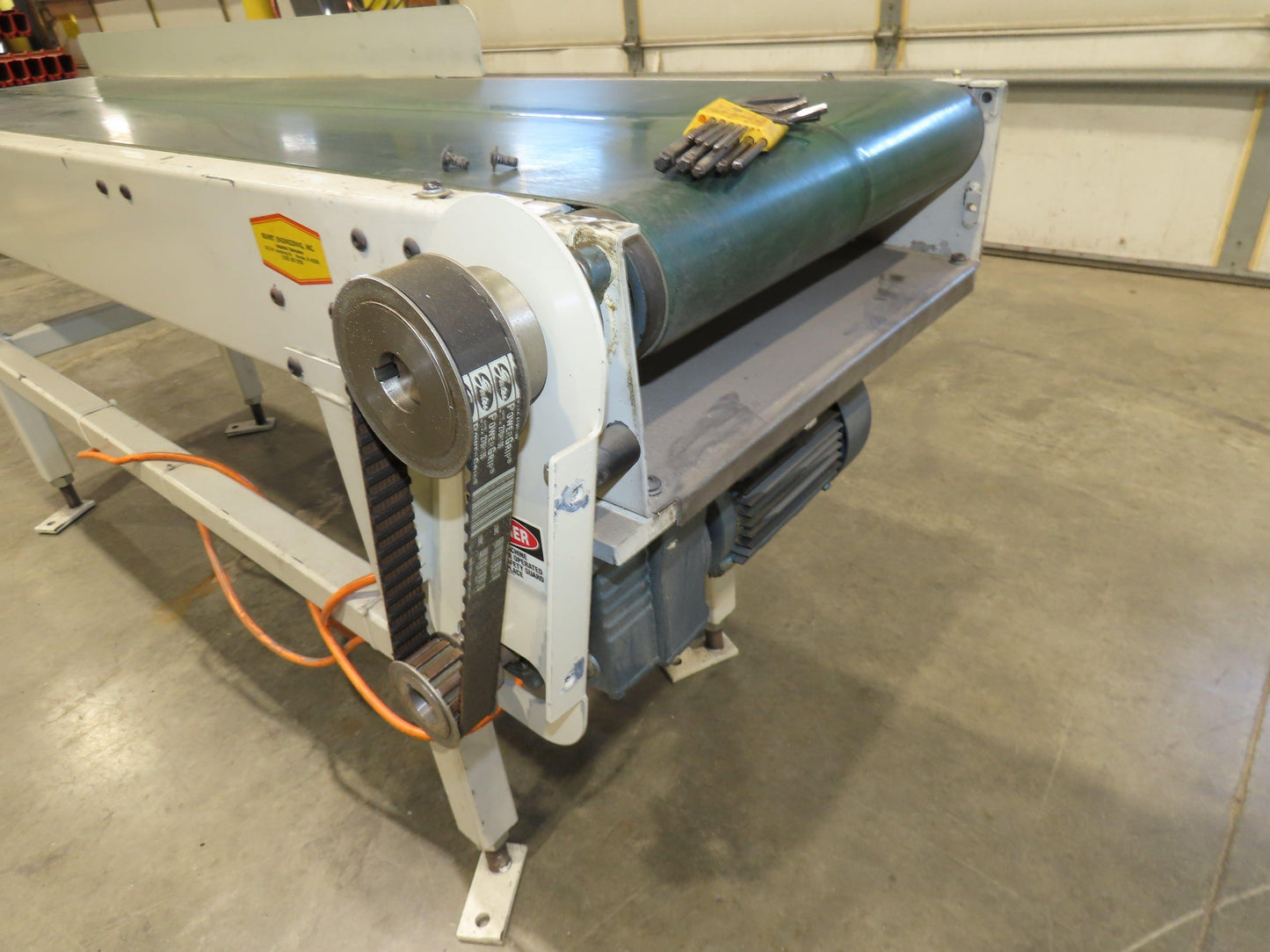 Buhrt 18"x 77" Slider Bed Conveyor 16" Flat Belt 460V RH Belt Drive 250 FPM