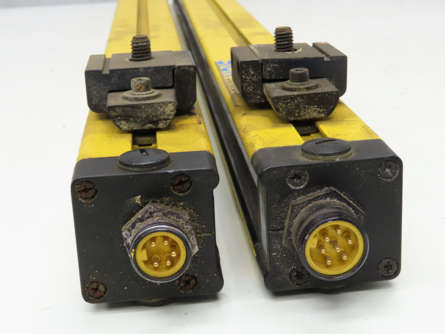 Sick 30-MGS Safety Light Curtain Transmitter Receiver Set MGSS 90-12/MGSE90-12B