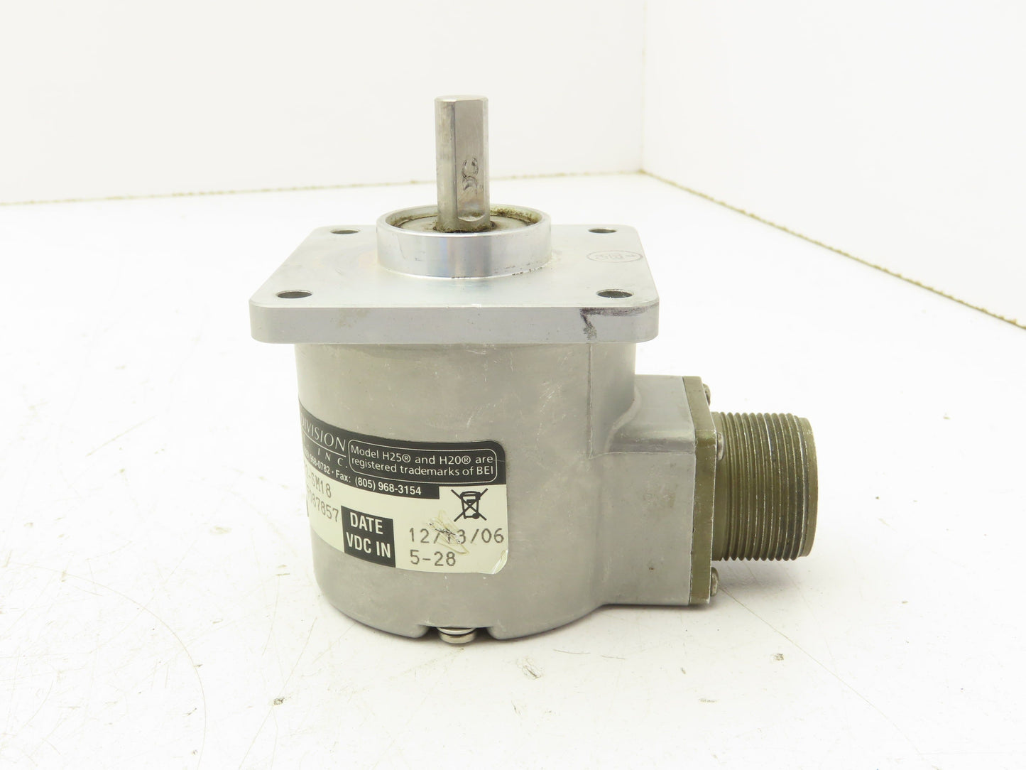 BEI Sensors XH25D-SS-1024-ABZC-7272-SM18 Rotary Encoder 10-Pin 5-28VDC