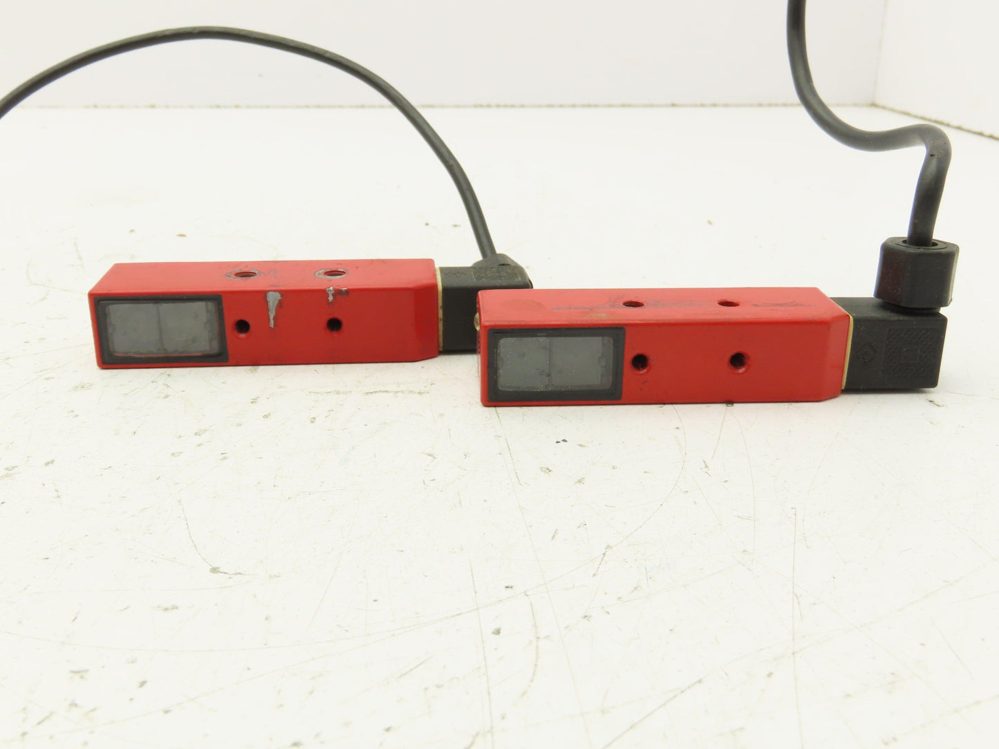 Leuze PRK 97/4 D S.1 Photoelectric Sensor 10-30VDC Lot of 2