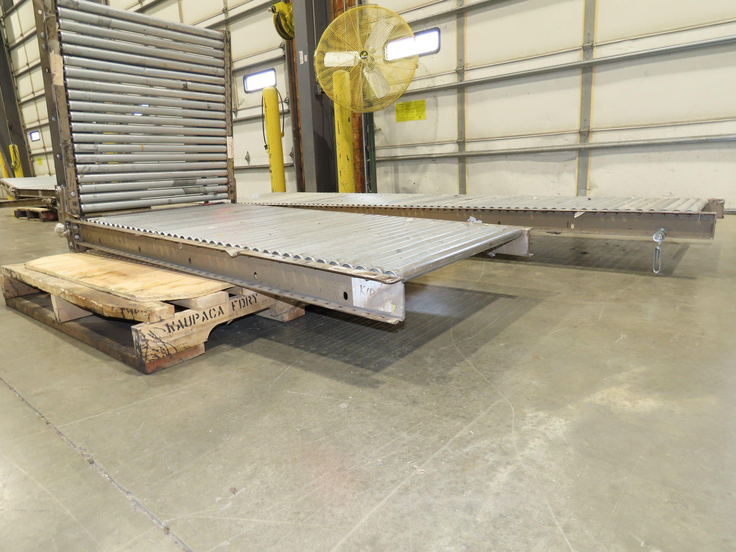 Mathews 30"x 17' 10" Gravity Roller Conveyor Walk-Thru Gate 1-3/8" Roller 27"BF