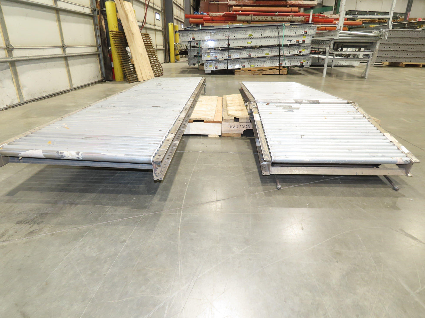 Mathews 30"x 17' 10" Gravity Roller Conveyor Walk-Thru Gate 1-3/8" Roller 27"BF