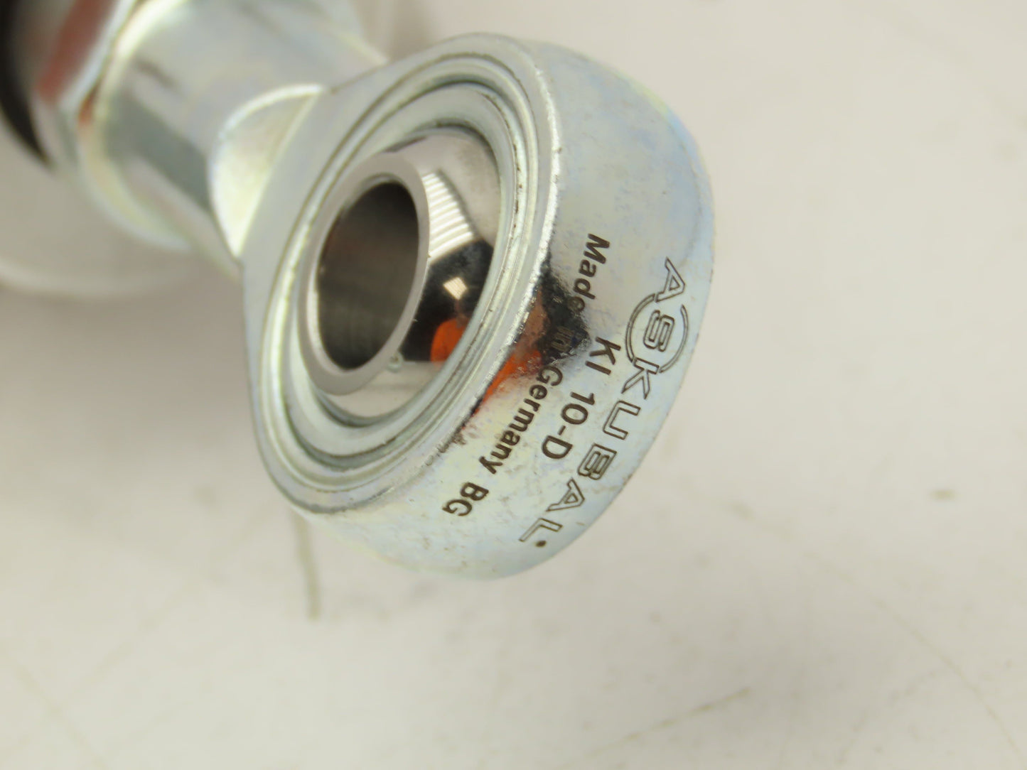 Hekomatic 00027-41 Pneumatic Cylinder Push Spring Return Lot of 2