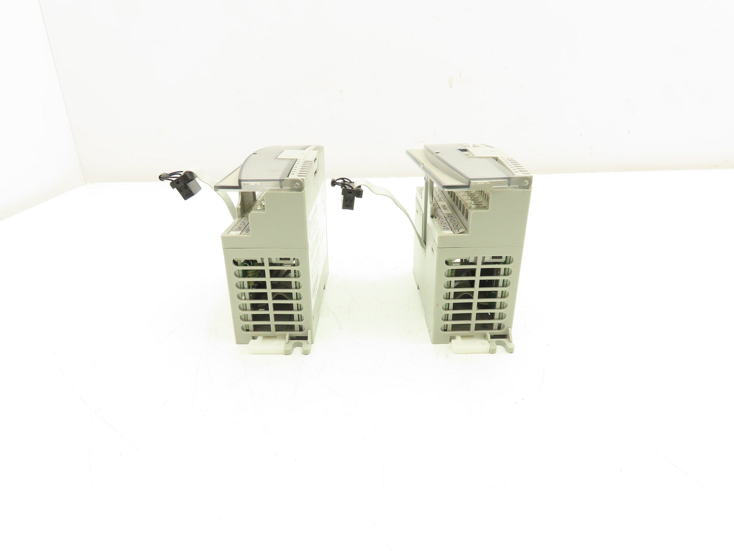 Allen Bradley 1762-IQ16 MicroLogix Sink Source Input Module Ser B Lot Of 2