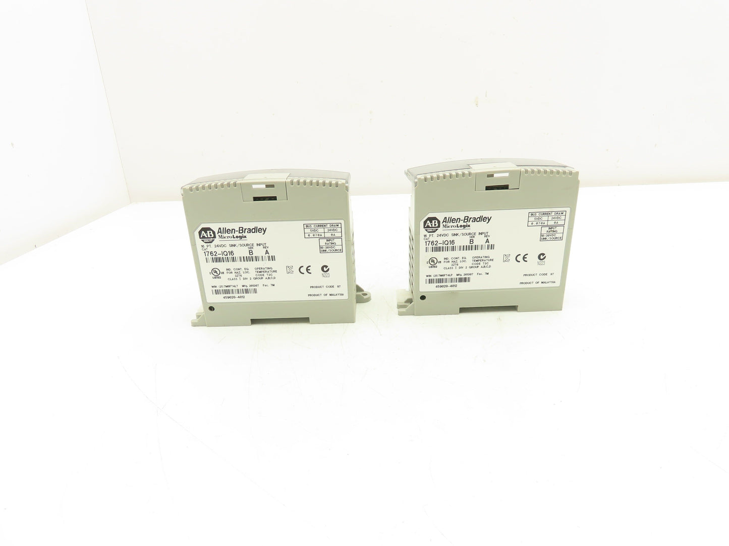 Allen Bradley 1762-IQ16 MicroLogix Sink Source Input Module Ser B Lot Of 2