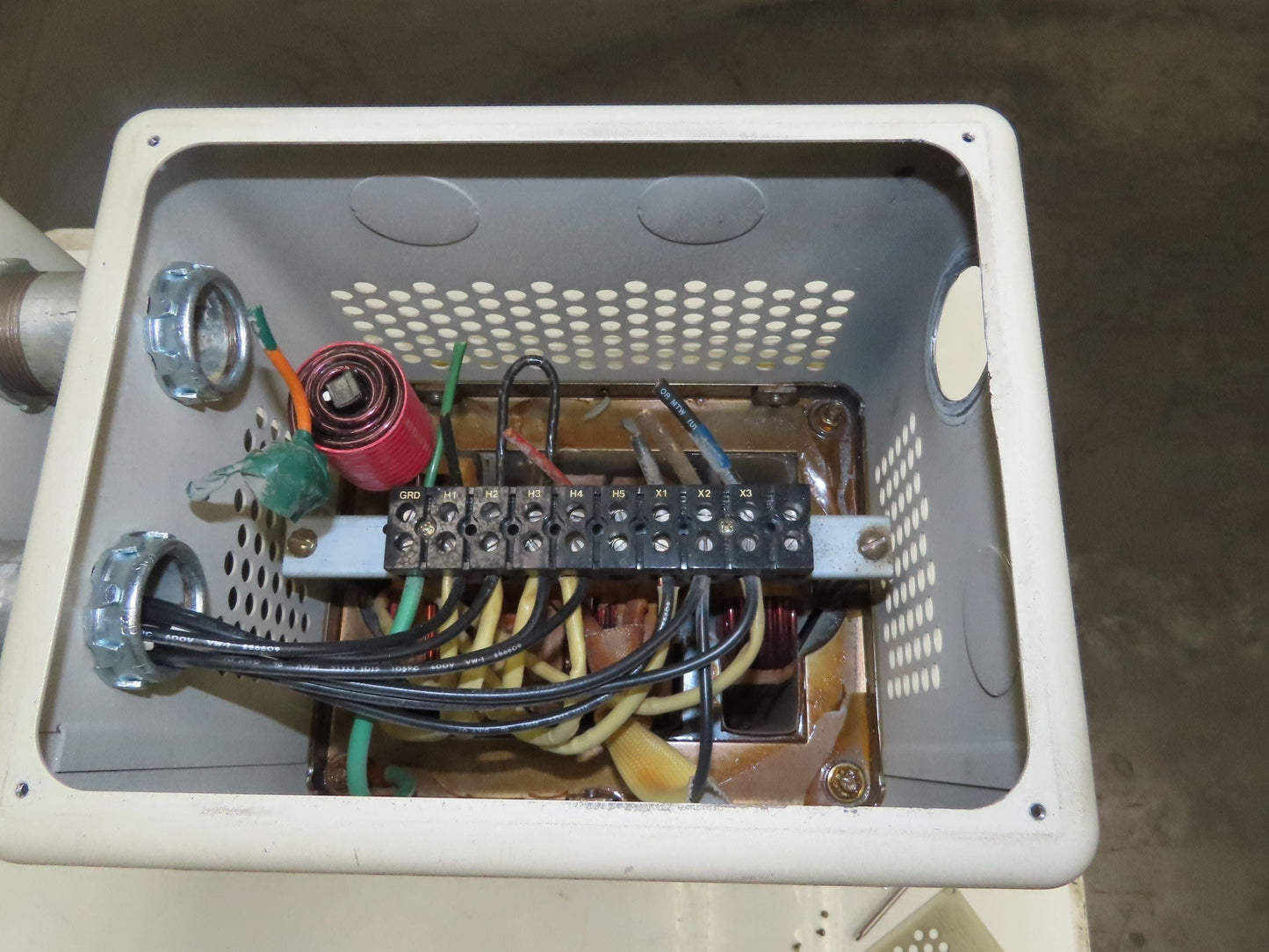 Sola 23-28-275-6 CVS Power Transformer 7500VA HV 240/480V LV 120/240V