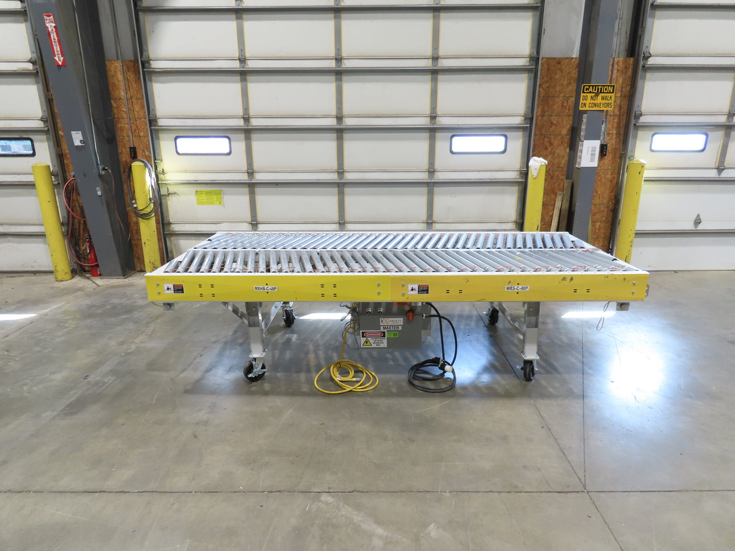 ConveyX 52"x 10' MDR Motorized Roller Conveyor 48"BF Skewed Angle Rollers 115V