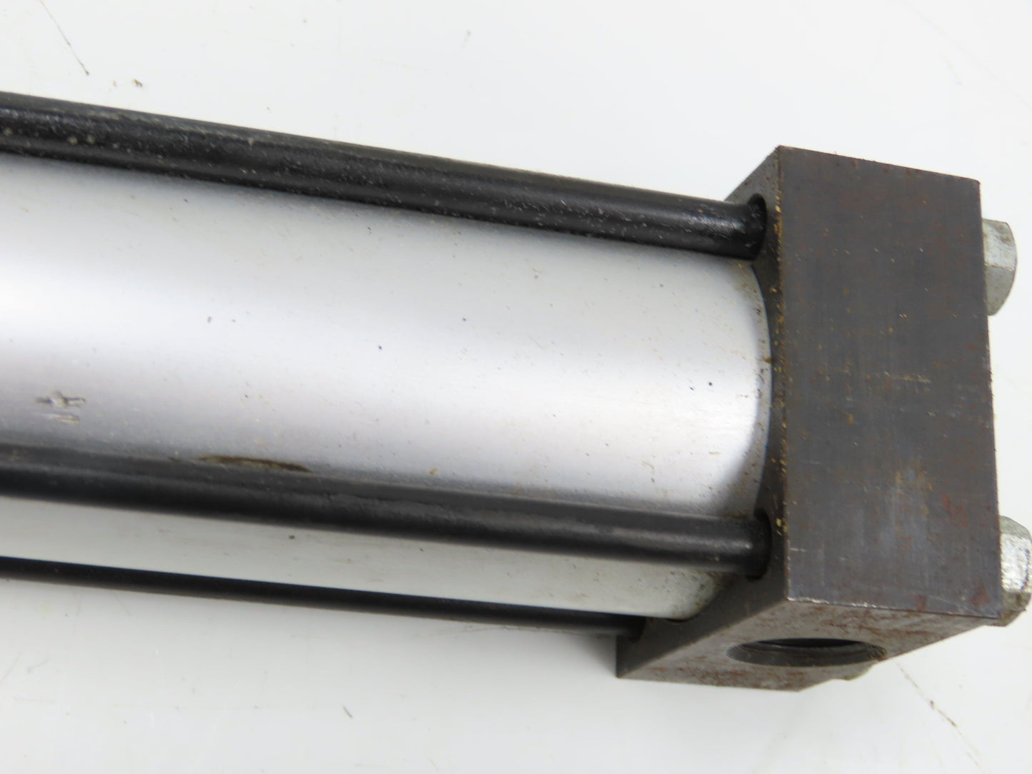 Norgren 1023241 Pneumatic Tie Rod Air Cylinder 1.5" Bore 42" Stroke 250 PSI