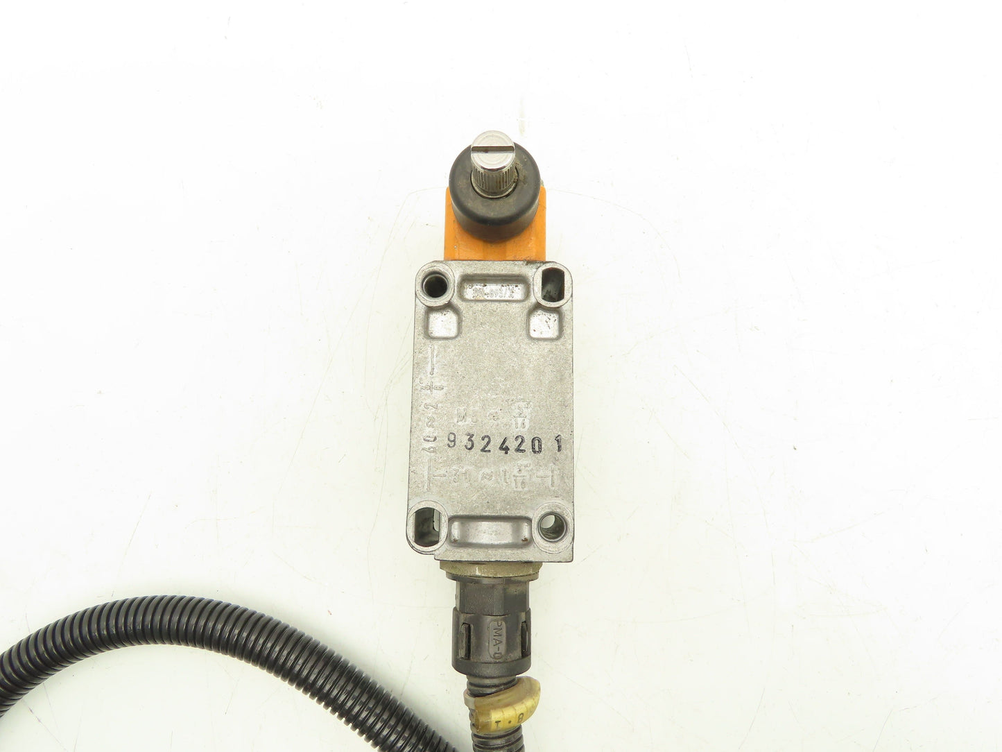 Siemens 3SE3 120-1G-Z Position Limit Switch Roller Lever 230V 6A Lot Of 4
