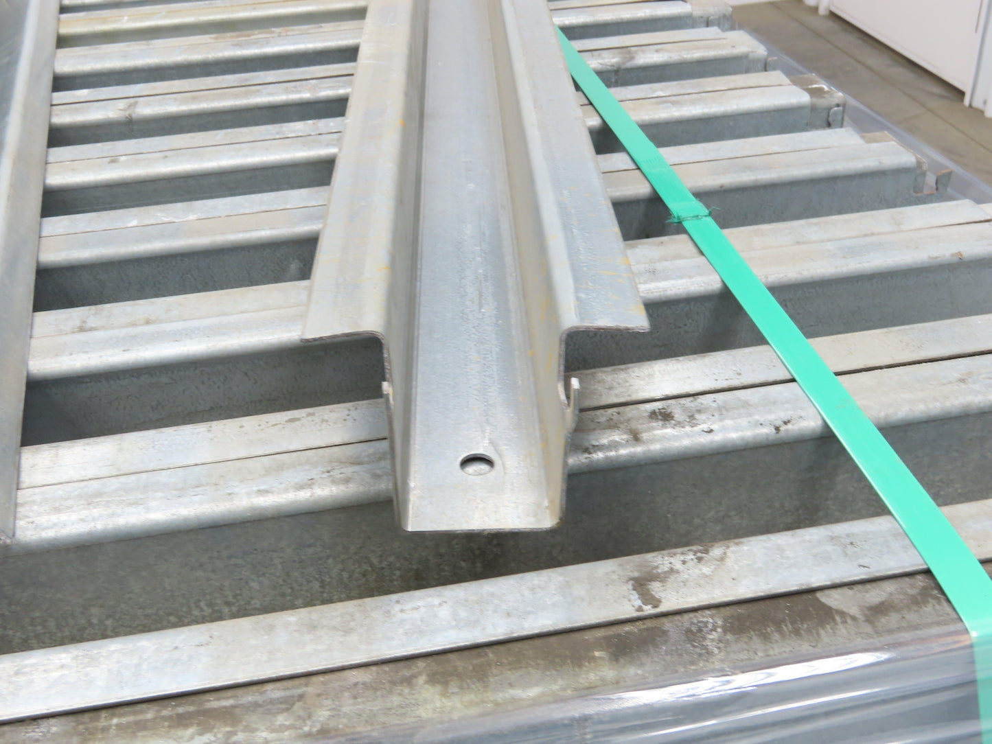 42" Pallet Racking Pallet Support Interlake Roll-in Style 2"x 37-7/8" Lot of 275