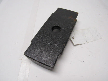 International Truck and Engine 3864362C1 U bolt seat