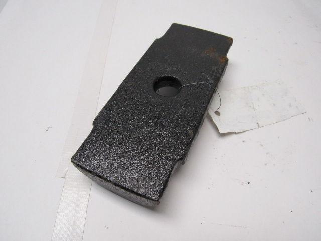International Truck and Engine 3864362C1 U bolt seat