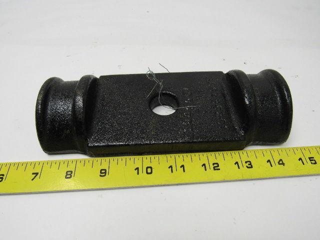 International Truck and Engine 3864362C1 U bolt seat