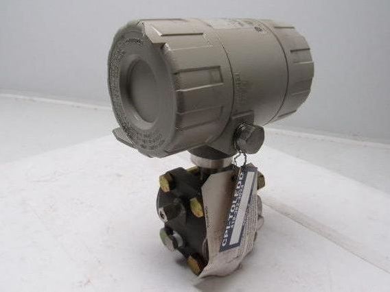 Bailey BCN23215252 Pressure Transmitter 3600 PSI Diff Press Xmtr 30" H20