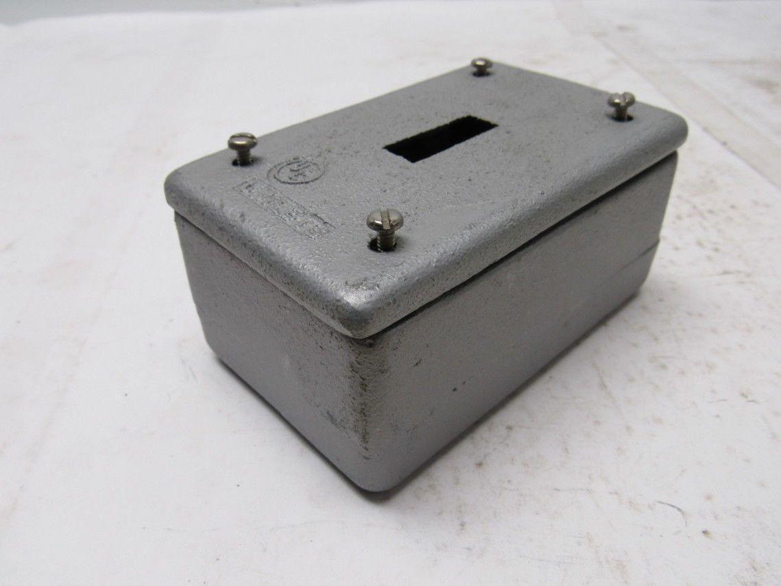 Appleton 3/4" Unilet Type FSE Gang Enclosure Switch Box  W/ Cover