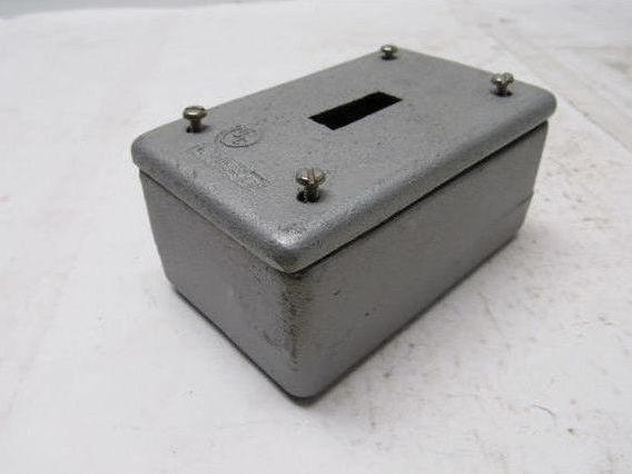 Appleton 3/4" Unilet Type FSE Gang Enclosure Switch Box  W/ Cover
