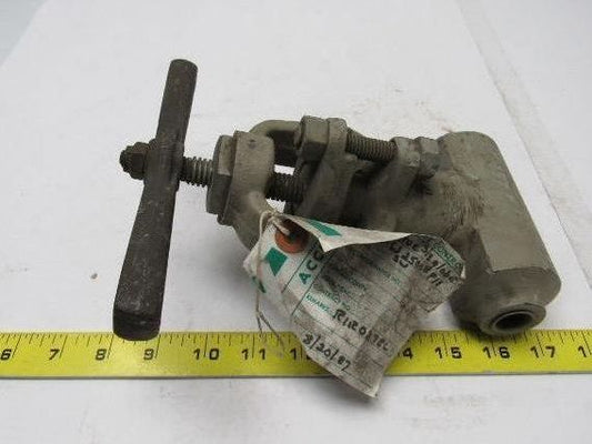 Hancock 7230  2680 Class T-Pattern Loose Backseat Globe Valve 3/8"