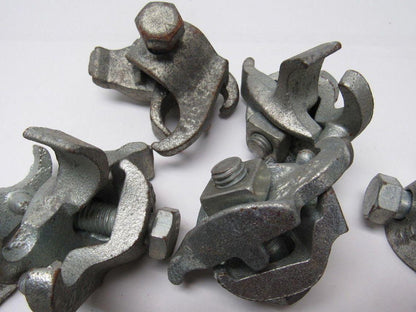 Steel City EC Series 3/4 Conduit Vertical Mount/Clamp Malleable Iron  Lot of 17