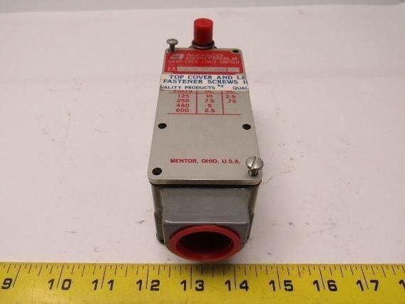 Namco EA700-25002 Double Pole Standard Limit Switch