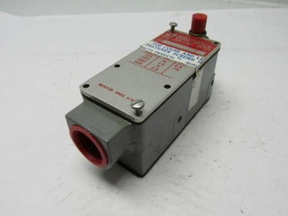 Namco EA700-25002 Double Pole Standard Limit Switch
