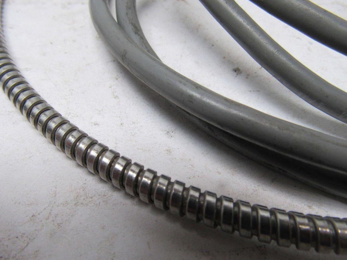 Banner SM312FMHS Mini-Beam Sensor W/BAT2323S Fiber Optic Cable