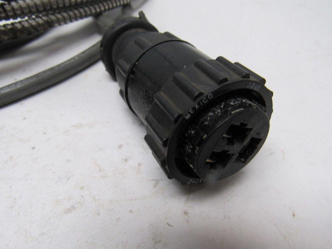 Banner SM312FMHS Mini-Beam Sensor W/BAT2323S Fiber Optic Cable