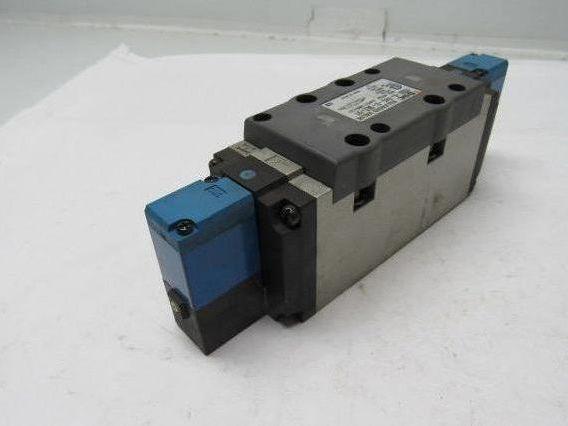 SMC VSS8-8-FHG-D-3EZ-V1 24VDC Pneumatic Air Solenoids Valve