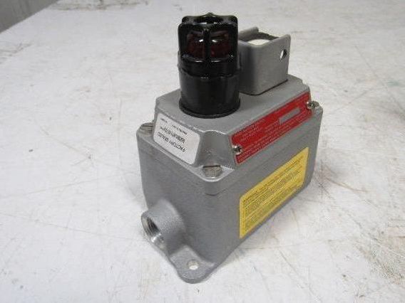 Dual-Lite 12XPB-75P Explosion Proof Emergency Lighting 12VDC Battery Unit