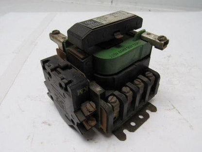 GE General Electric CR205C000AAD Starter Relay 116V Coil 600V Max 30A