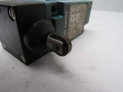 Honeywell LSYFC1A Micro Switch Roller Button Limit Switch 10a