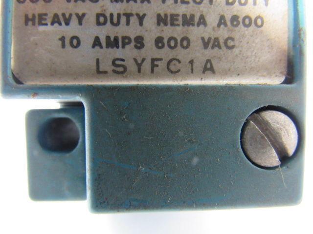 Honeywell LSYFC1A Micro Switch Roller Button Limit Switch 10a