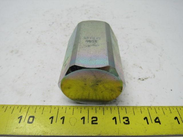 Graco 5900 Series 3/8" Npt Swivel Union for 5900 Series Sprayers