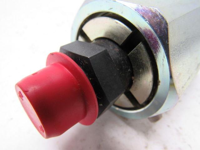 Graco 5900 Series 3/8" Npt Swivel Union for 5900 Series Sprayers