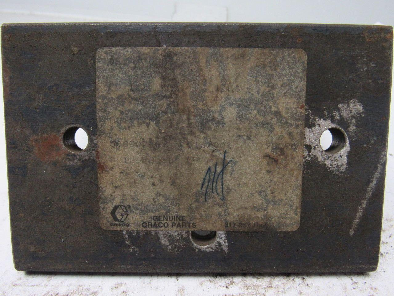 Graco C07-112 Mounting Bracket For Graco Pressure Compensating Valve