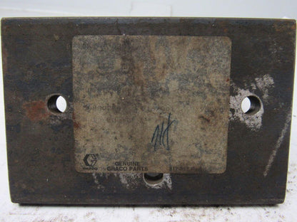 Graco C07-112 Mounting Bracket For Graco Pressure Compensating Valve