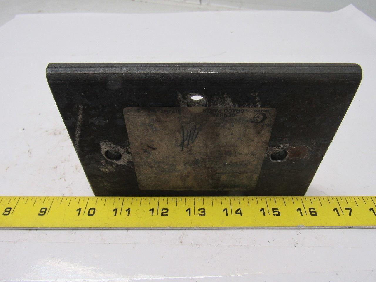 Graco C07-112 Mounting Bracket For Graco Pressure Compensating Valve