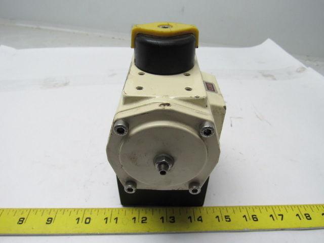 Hycon EDN25 Pneumatic Rotary Actuator  120psig max 1/4" npt ports
