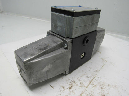 Eaton Vickers 435521 PA5DG4S4LW-012N-51 Hydraulic Solenoid Directional Valve