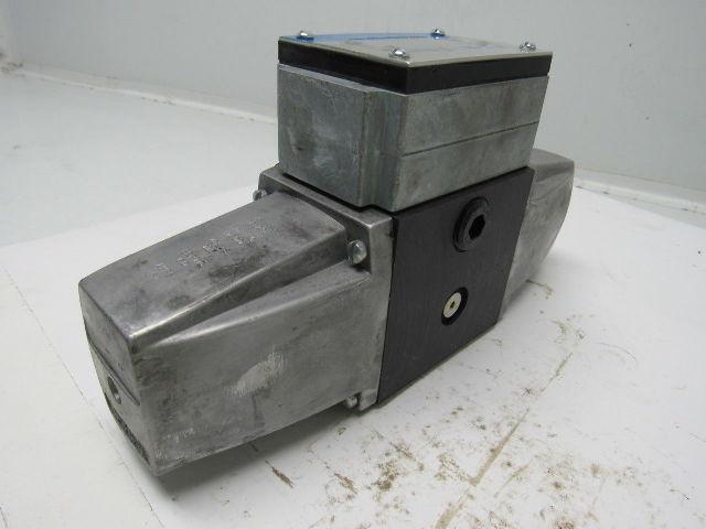Eaton Vickers 435521 PA5DG4S4LW-012N-51 Hydraulic Solenoid Directional Valve