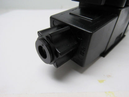 Parker D1VW4CVY 70 Hydraulic Directional Control Valve
