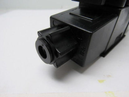 Parker D1VW4CVY 70 Hydraulic Directional Control Valve