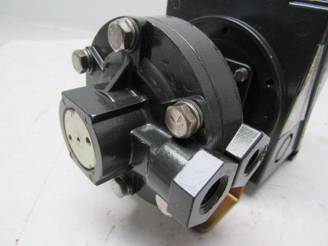 United Electric J302K-456 Pressure Controller Switch 0-20 PSID 1/4"NPT 125/250V