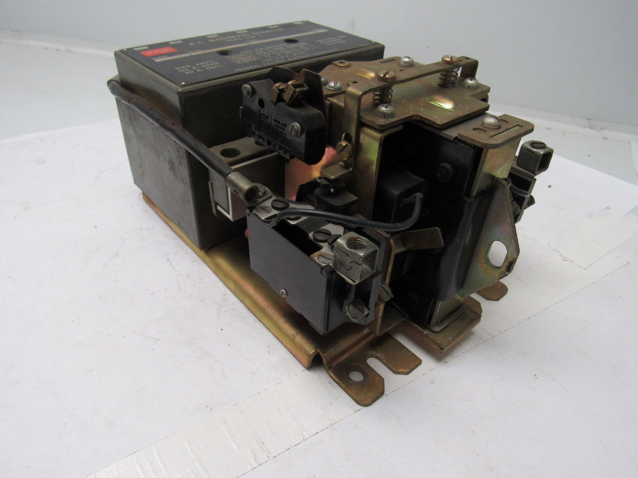 Federal Pacific Class 4204 Style BU33 Series B Size 3 Magnetic Starter600V 50 HP