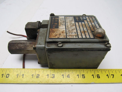 Square D 9012 GFW-31 G2P1 Series B Pressure Switch 20-880 PSI 1000 PSI Max