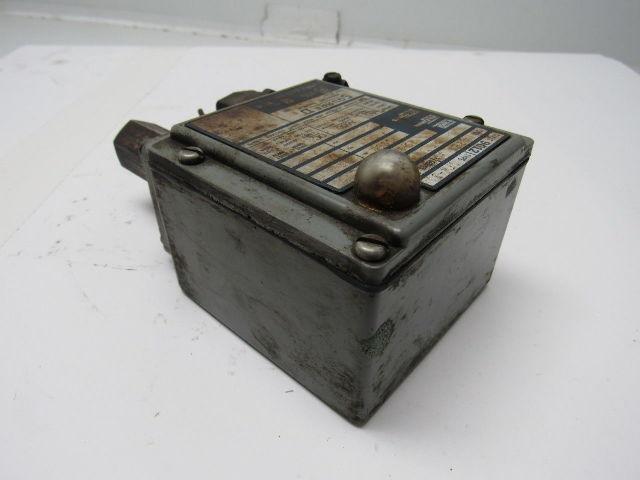 Square D 9012 GFW-31 G2P1 Series B Pressure Switch 20-880 PSI 1000 PSI Max