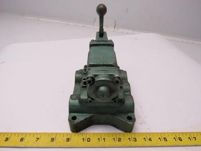 Numatics 4DPAL4SB Manual Hydraulic Valve 5-1/2" NPT Ports